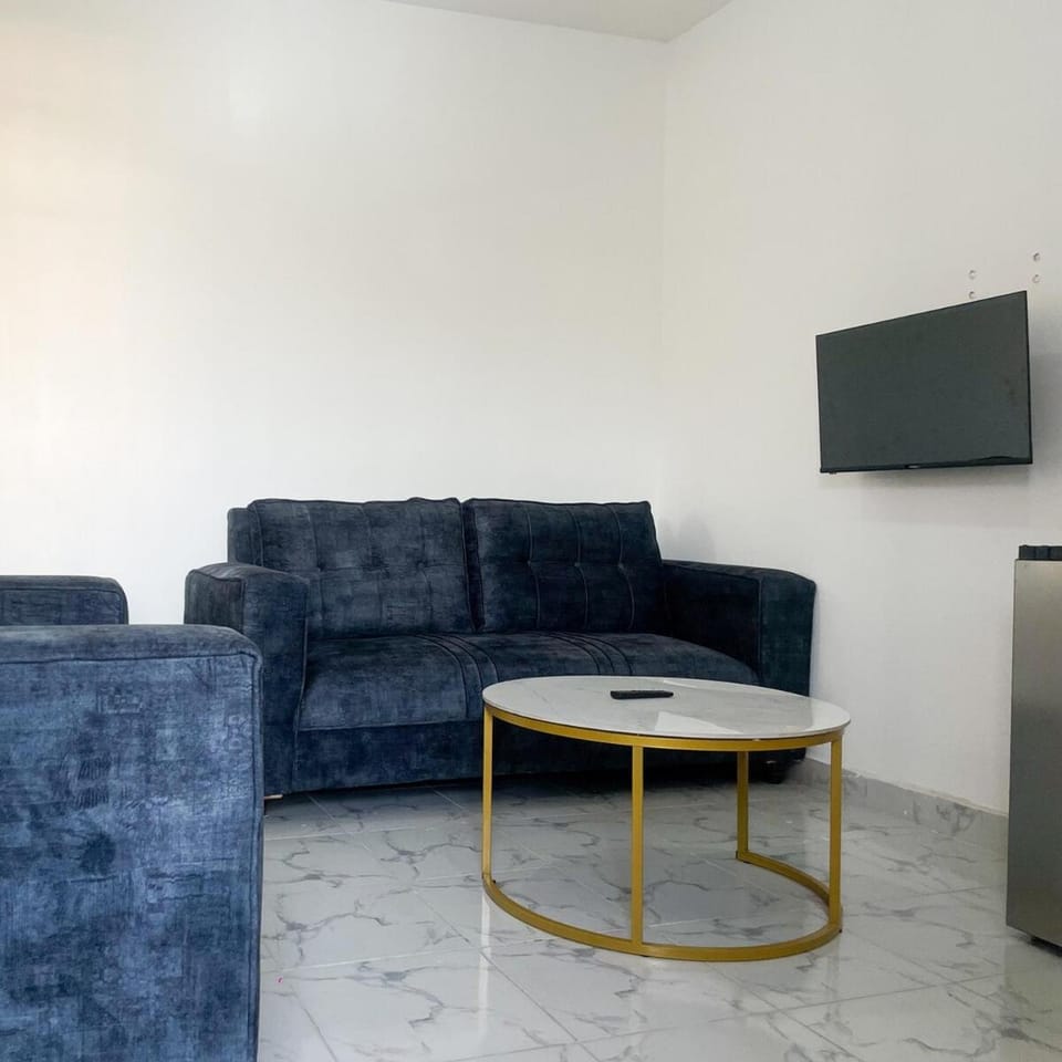 Leah's Private One Bedroom Near the Beach in Shanzu Apartment in Mombasa County
