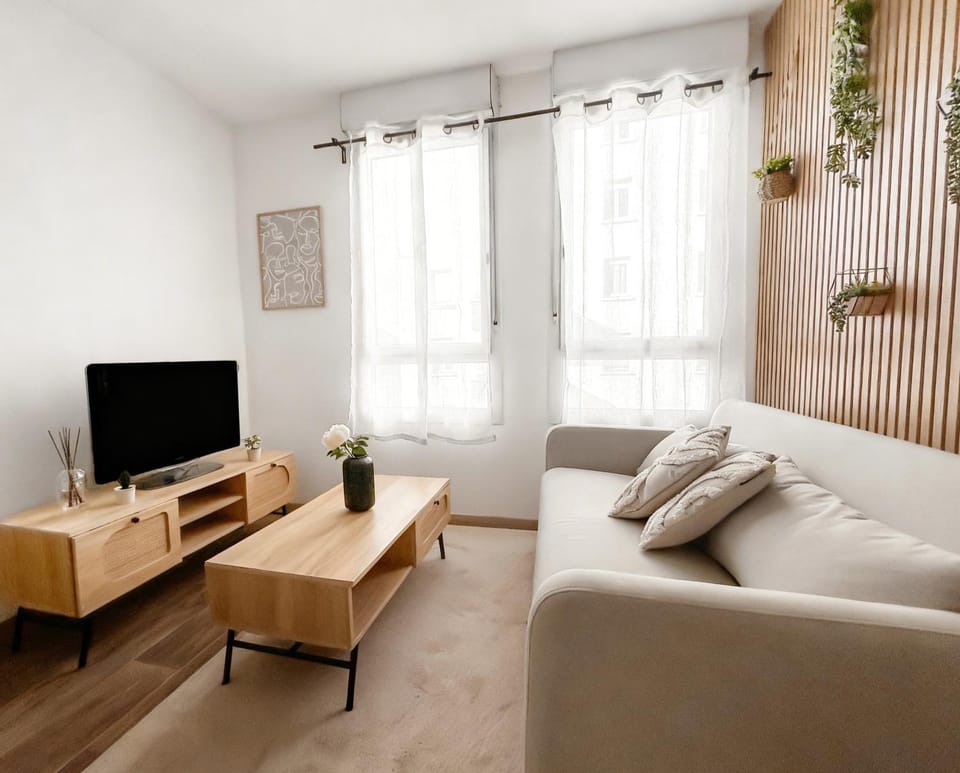 Cosy Appartement Climatisé - A Deux Pas de la Gare Apartment in Grenoble