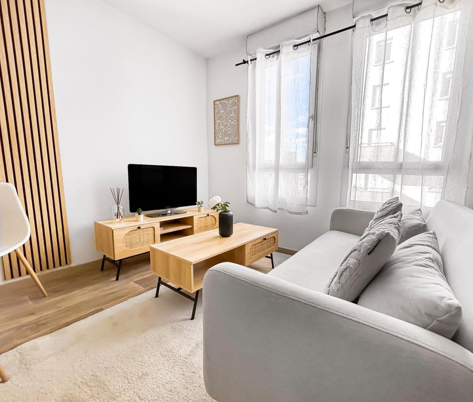 Cosy Appartement Climatisé - A Deux Pas de la Gare Apartment in Grenoble