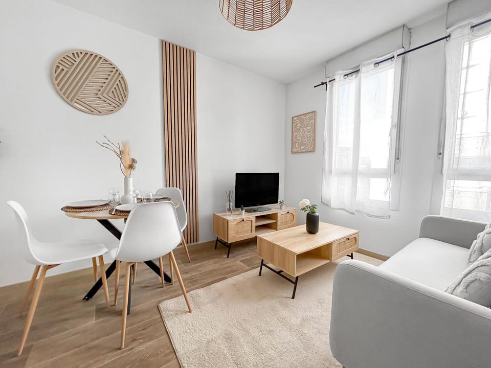 Cosy Appartement Climatisé - A Deux Pas de la Gare Apartment in Grenoble