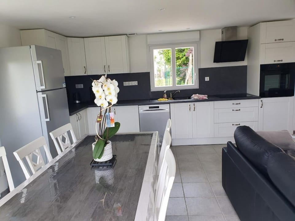 La Cantraigne small cottage 6 people House in Hauts-de-France