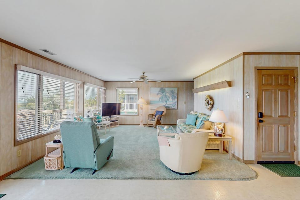 HB137 Peace & Quiet House in Holden Beach