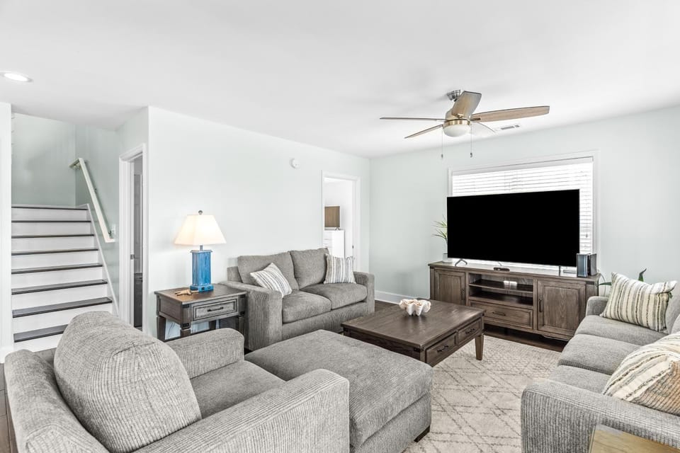 HB158 Sea Cloud House in Holden Beach
