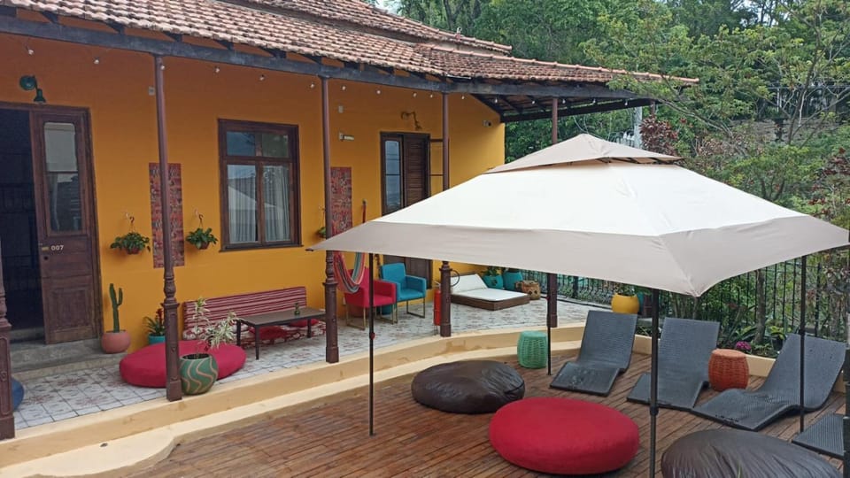 Casa by Tucanos Host Hotel in Santa Teresa