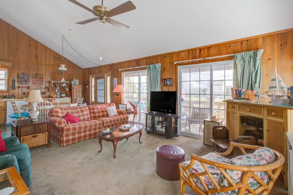 HB167 Sea Schulz House in Holden Beach