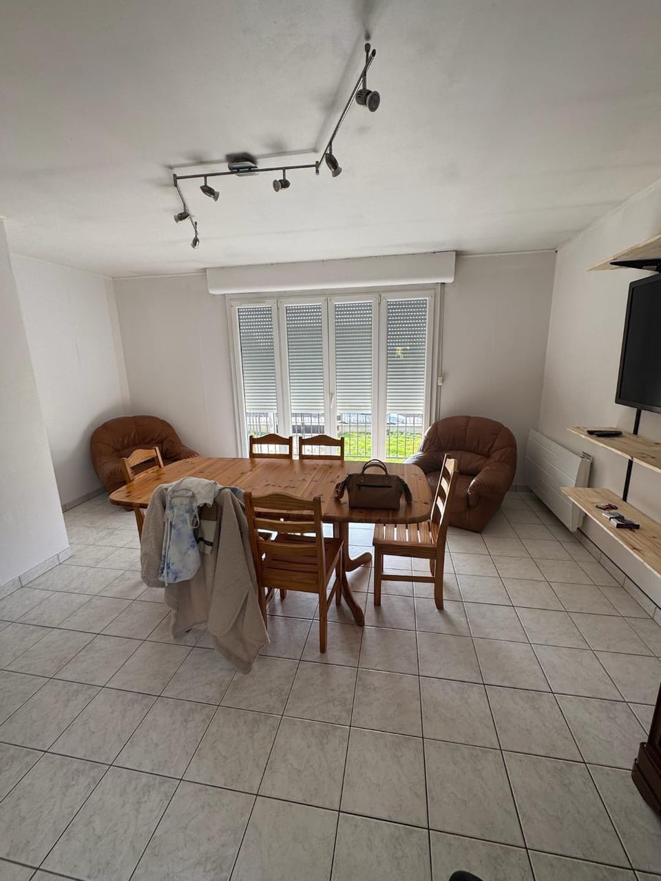 Communal lounge/ TV room, Dining area