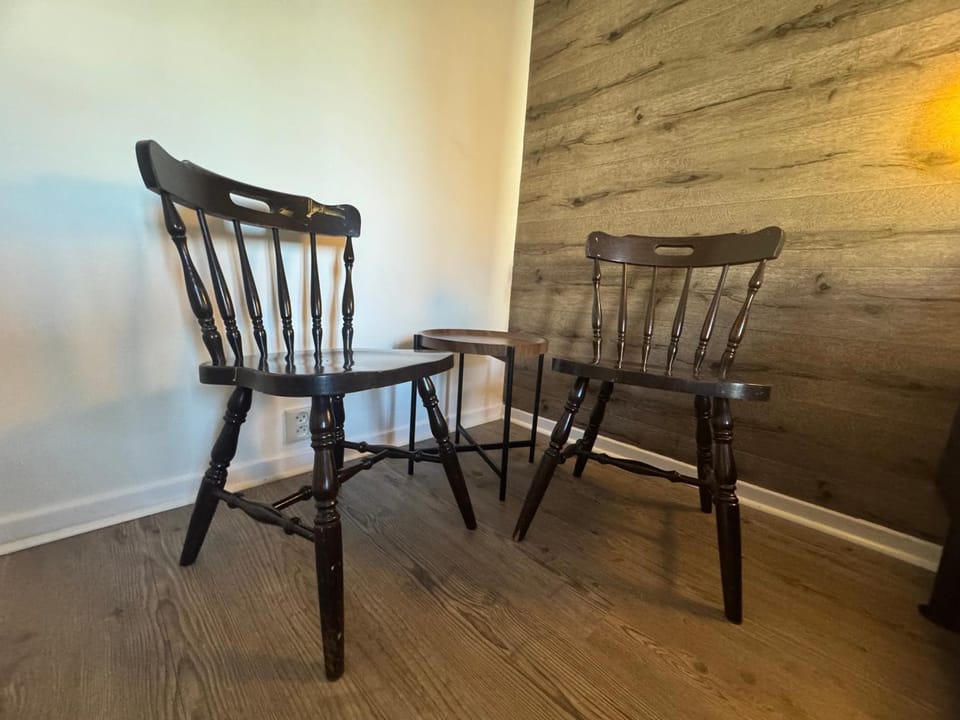 Seating area, Bedroom