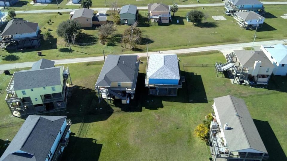 Crystal Blue House in Bolivar Peninsula