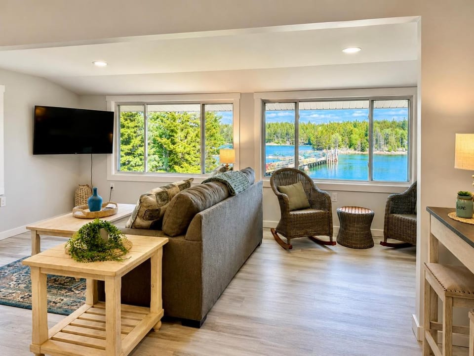 Oceanfront Cottage on Private Island House in Harrington