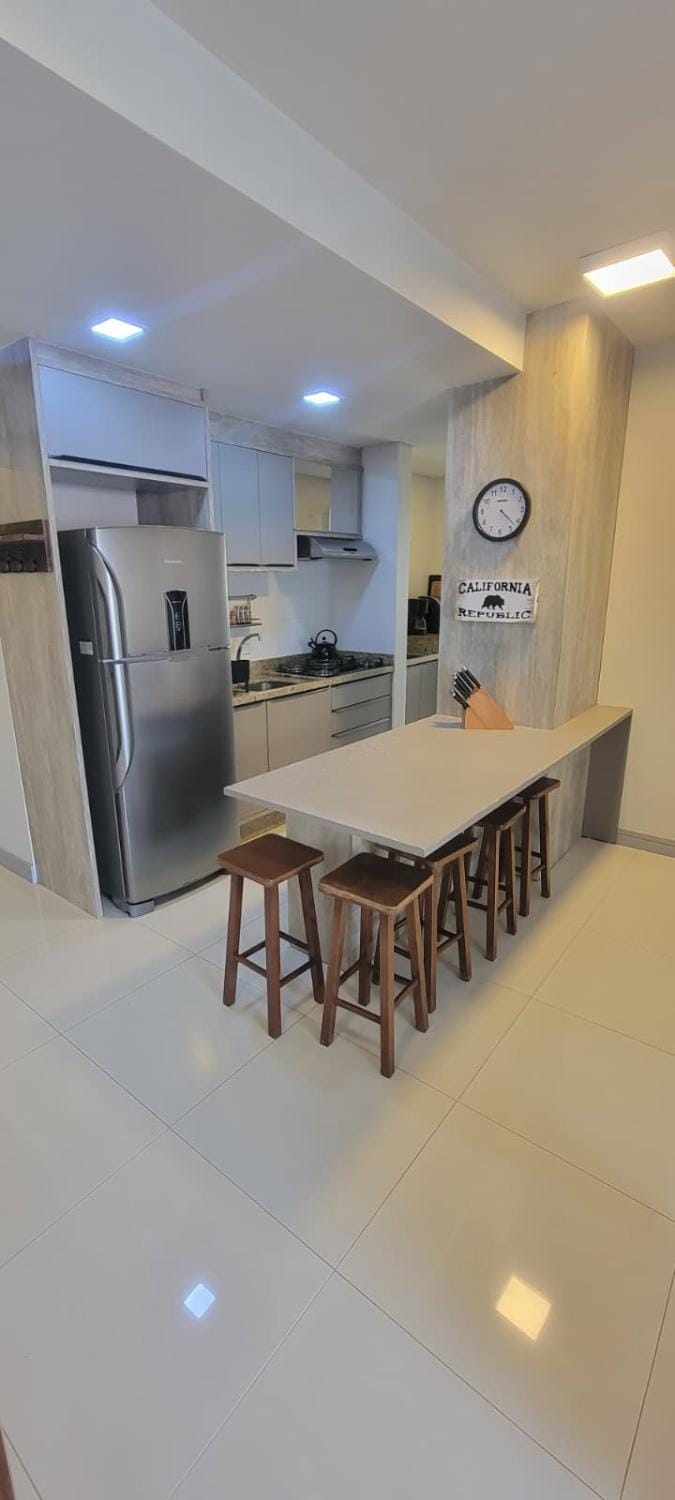 Kitchen or kitchenette, Dining area, oven, stove