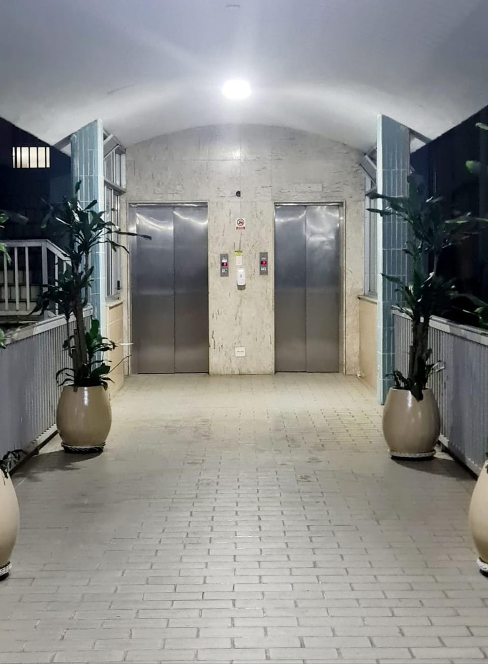Apartamento no Leme próximo da Praia e Metrô Apartment in Rio de Janeiro