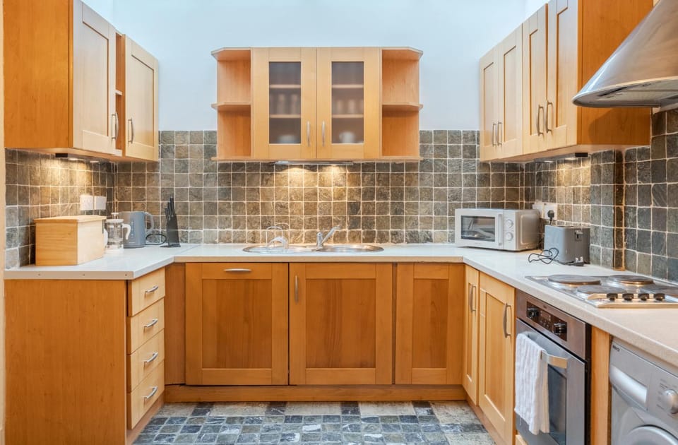 Charming 2BDR Cottage by the Liffey and 3Arena House in Dublin