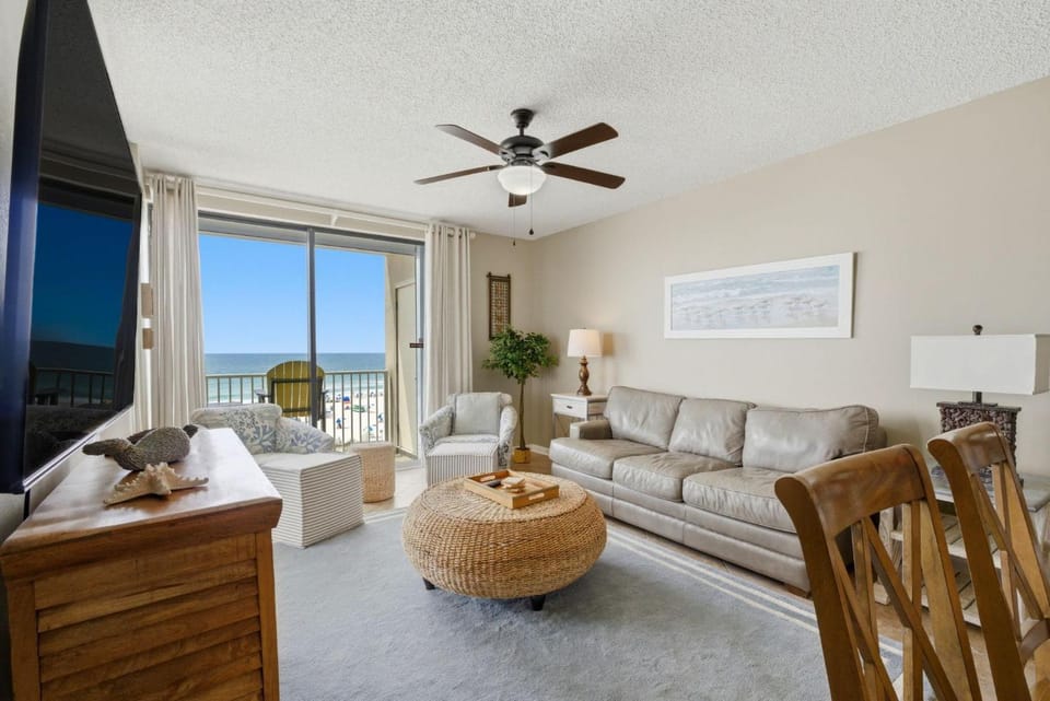 Shoalwater 405 House in Orange Beach