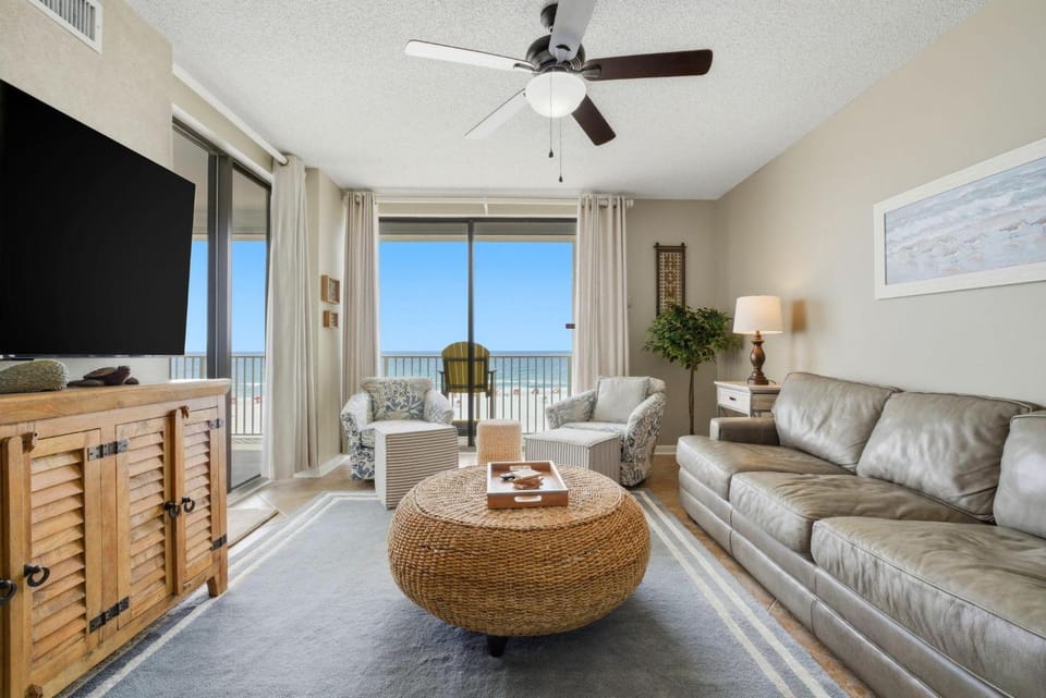 Shoalwater 405 House in Orange Beach