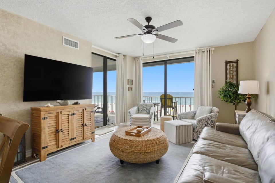 Shoalwater 405 House in Orange Beach