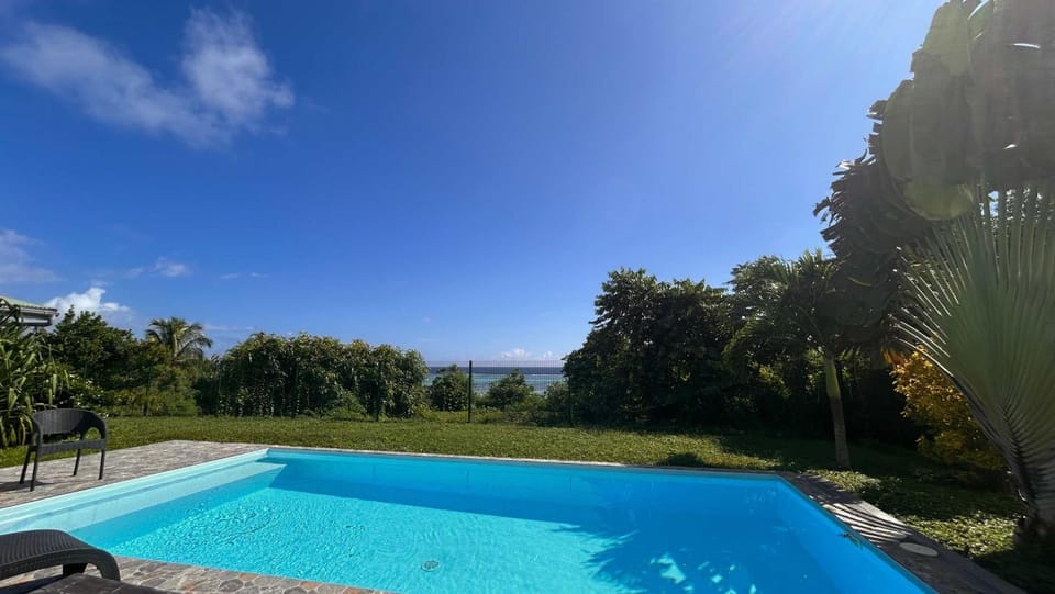 Pool view, Sea view