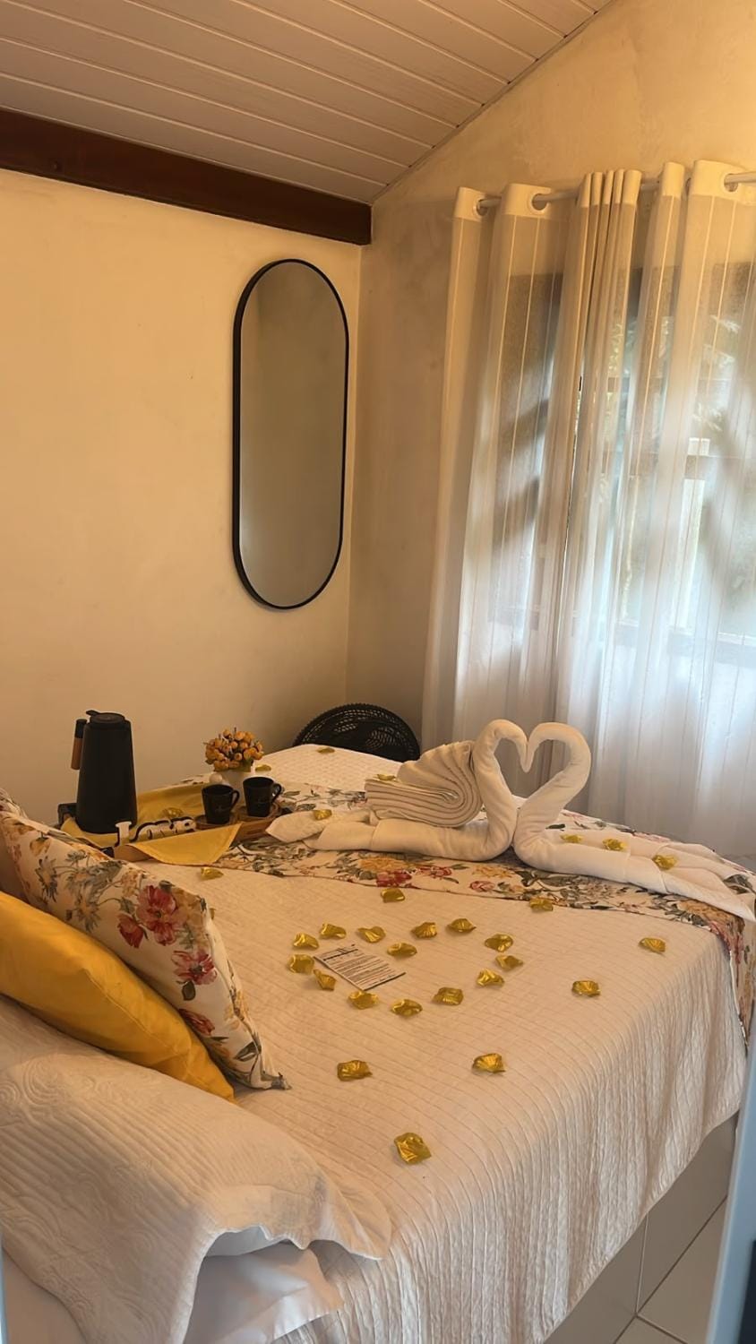 Chalé 2 - Privativo, com Cozinha, Churrasqueira e Decoração - na Pousada Sitio Pauletto House in State of São Paulo