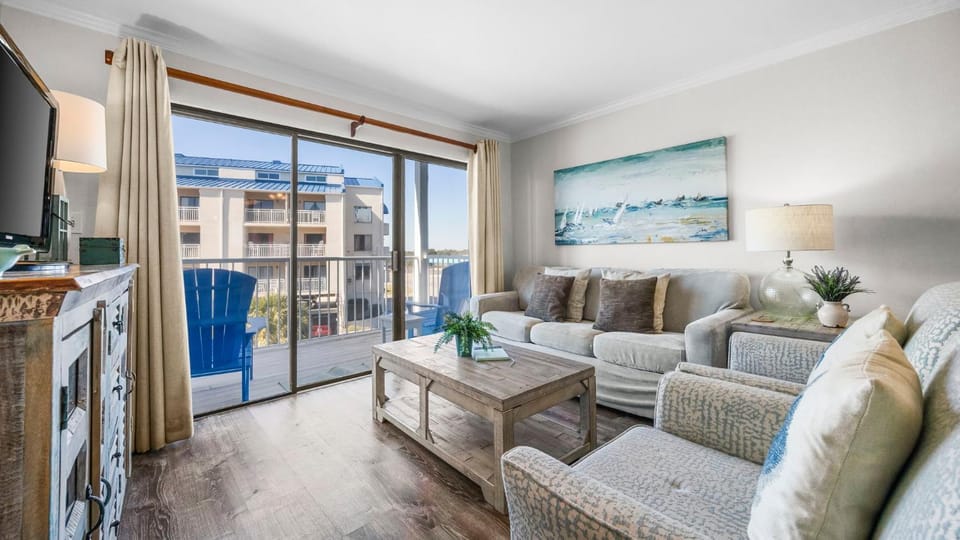 Salt and Light at Romar Beach 213 Apartment in Orange Beach