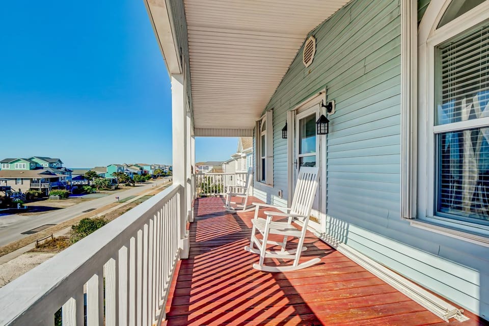 HB238 Happy Together House in Holden Beach