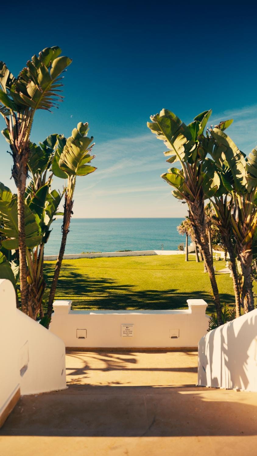 Garden, Sea view
