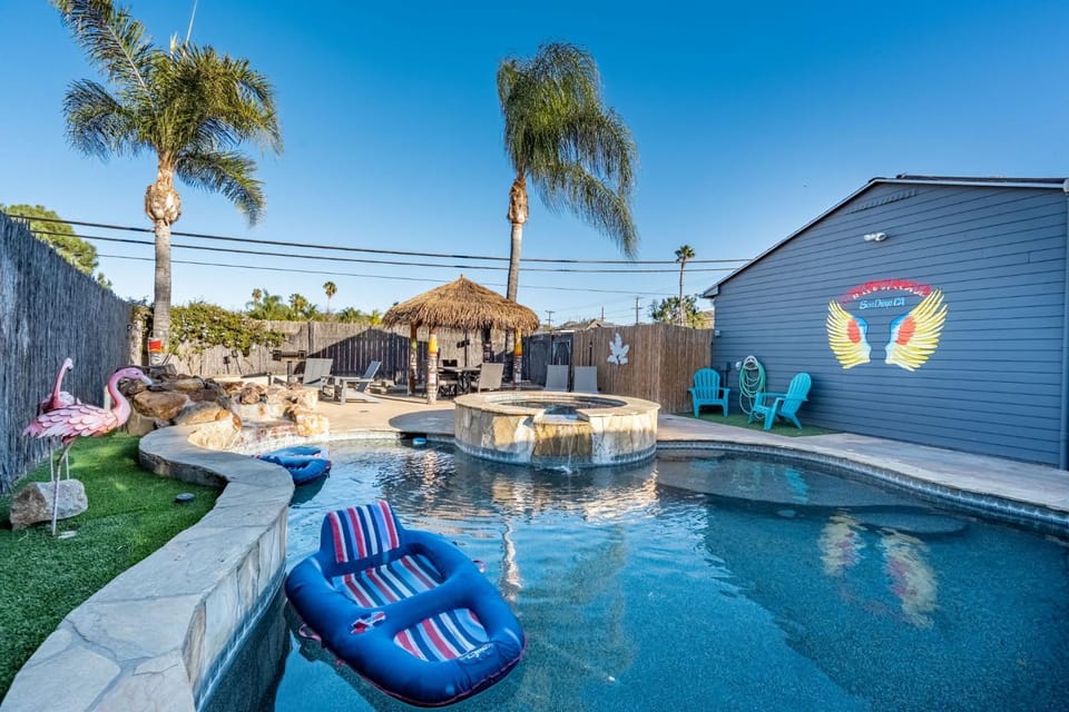 Swimming pool