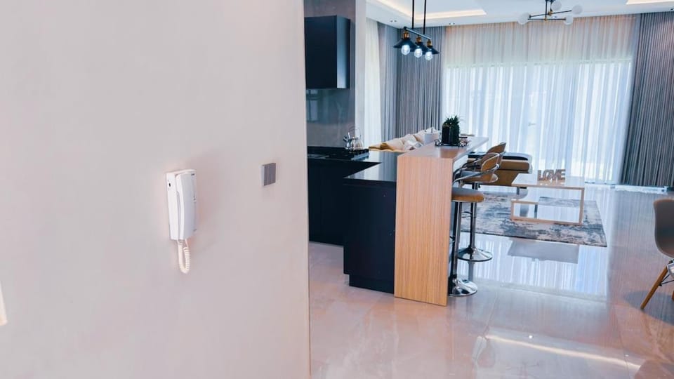 Portglen Villa, Full Furnished 3 bed house Accommodates 6 Apartment in Harare