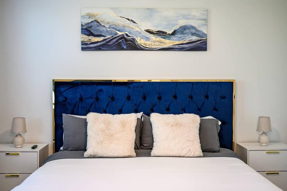 Newly Remodeled 2BR Apt | Mins to Disney | Arcade Apartment in Placentia