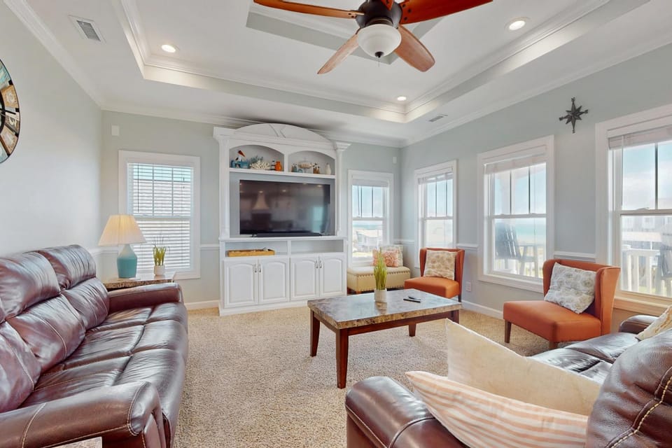 HB253 Shore to Delight House in Holden Beach