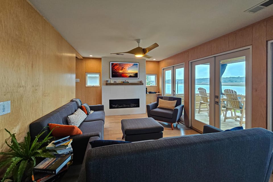 Custom home on the Intracoastal with water views, pool, dock, & decks House in Holden Beach