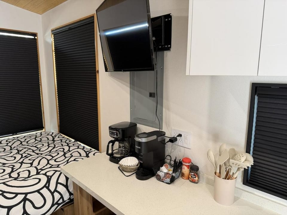 Bed, Coffee/tea facilities, Kitchen or kitchenette, Bedroom