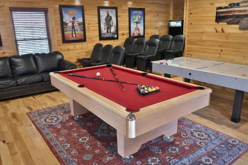 Game Room, Game Room