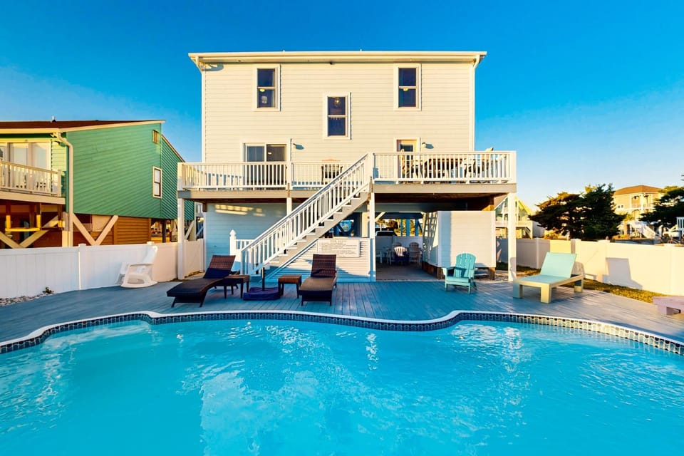 HB287 Blessed Waves House in Holden Beach