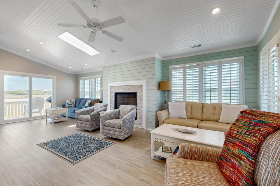 HB303 My Flippin' House House in Holden Beach