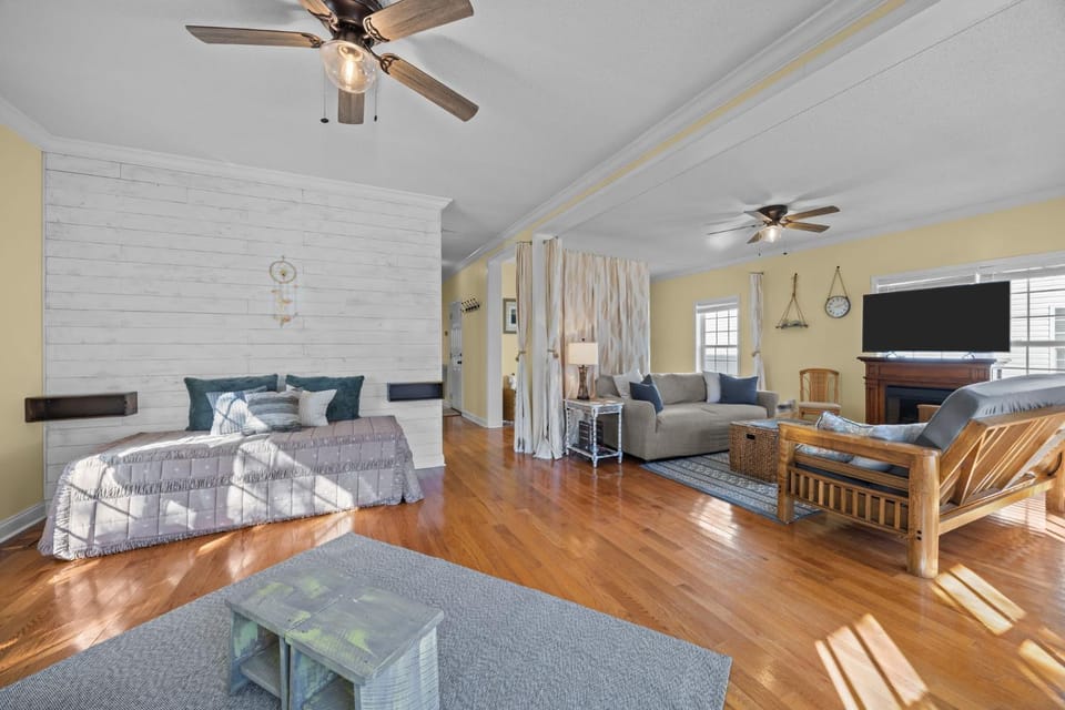 HB306 h2000 House in Holden Beach