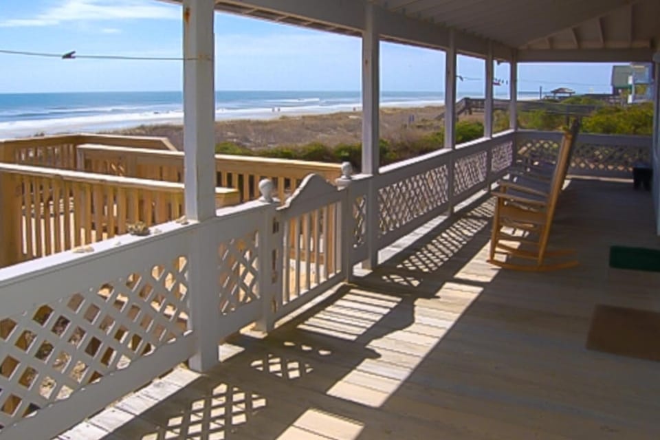 HB36 Best Hall Around House in Holden Beach