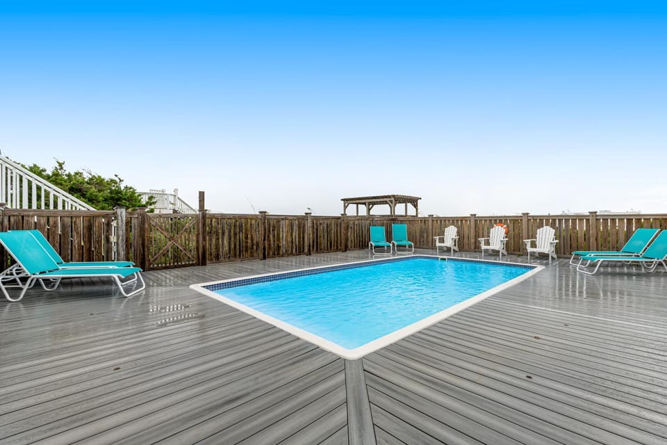 HB44 Bowery Break House in Holden Beach