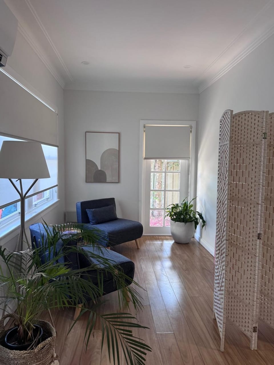 Ocean Breeze Cottage House in Central Coast