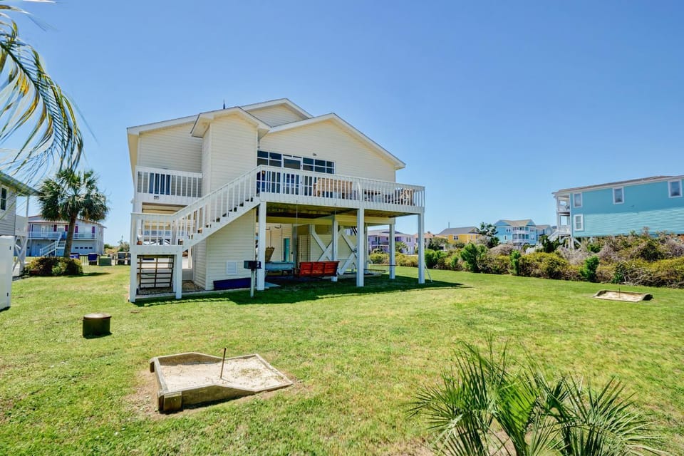 HB69 Cuz It's Time House in Holden Beach