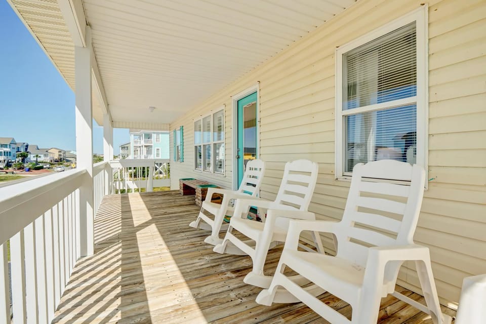HB69 Cuz It's Time House in Holden Beach