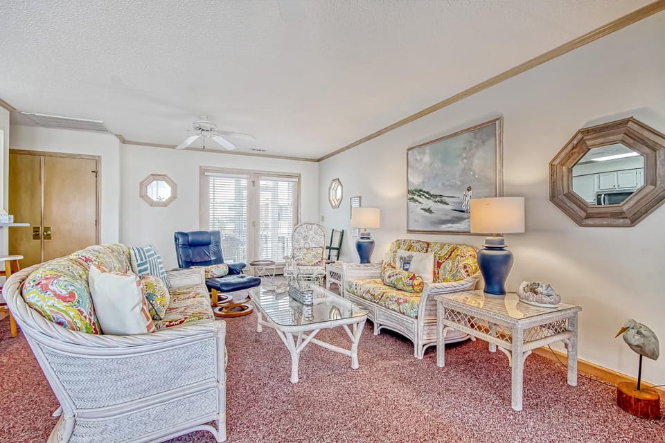 HB64 Club Ed House in Holden Beach