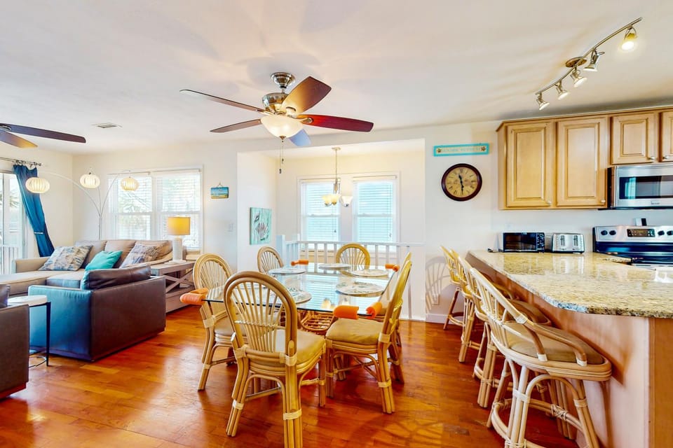 HB73 Dolphin Run House in Holden Beach