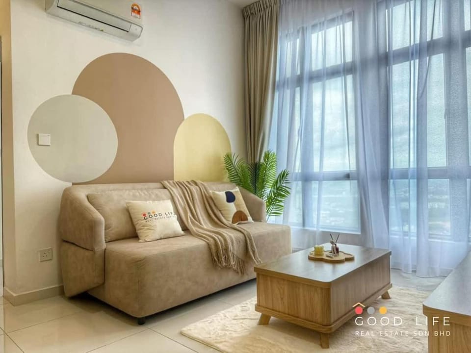 Space Residency 2BR KSL Mall Shops Foods Around Apartment in Johor Bahru
