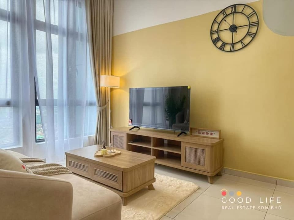 Space Residency 2BR KSL Mall Shops Foods Around Apartment in Johor Bahru