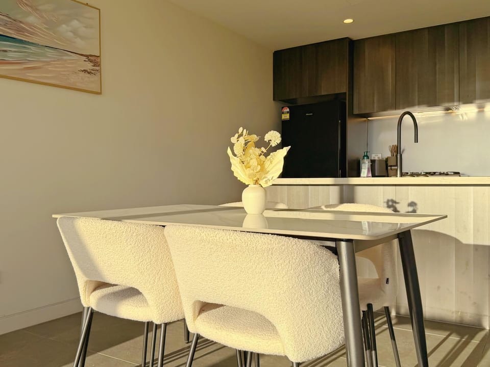Panoramic Harbour View Apartment at Olympic Park Apartment in Lidcombe