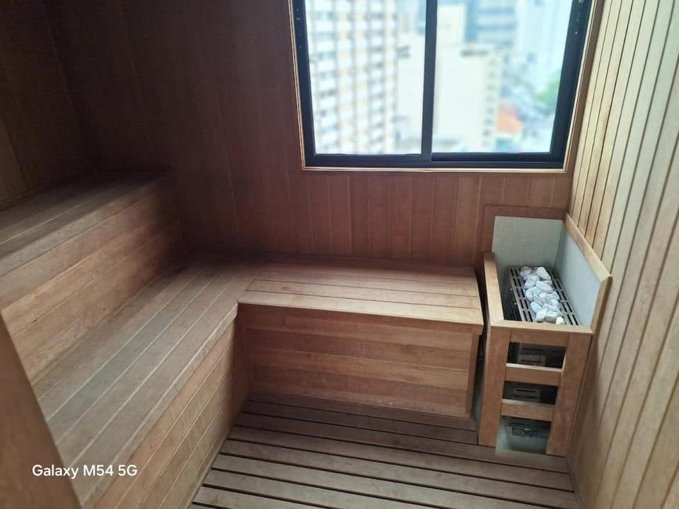 Studio 42 premium a 50m do metro, piscina, academia, até 3 hóspedes Apartment in Sao Paulo City