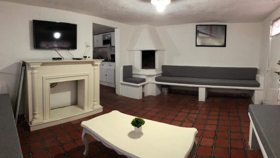 Cozy and centrally located house La LOMA House in State of Michoacán