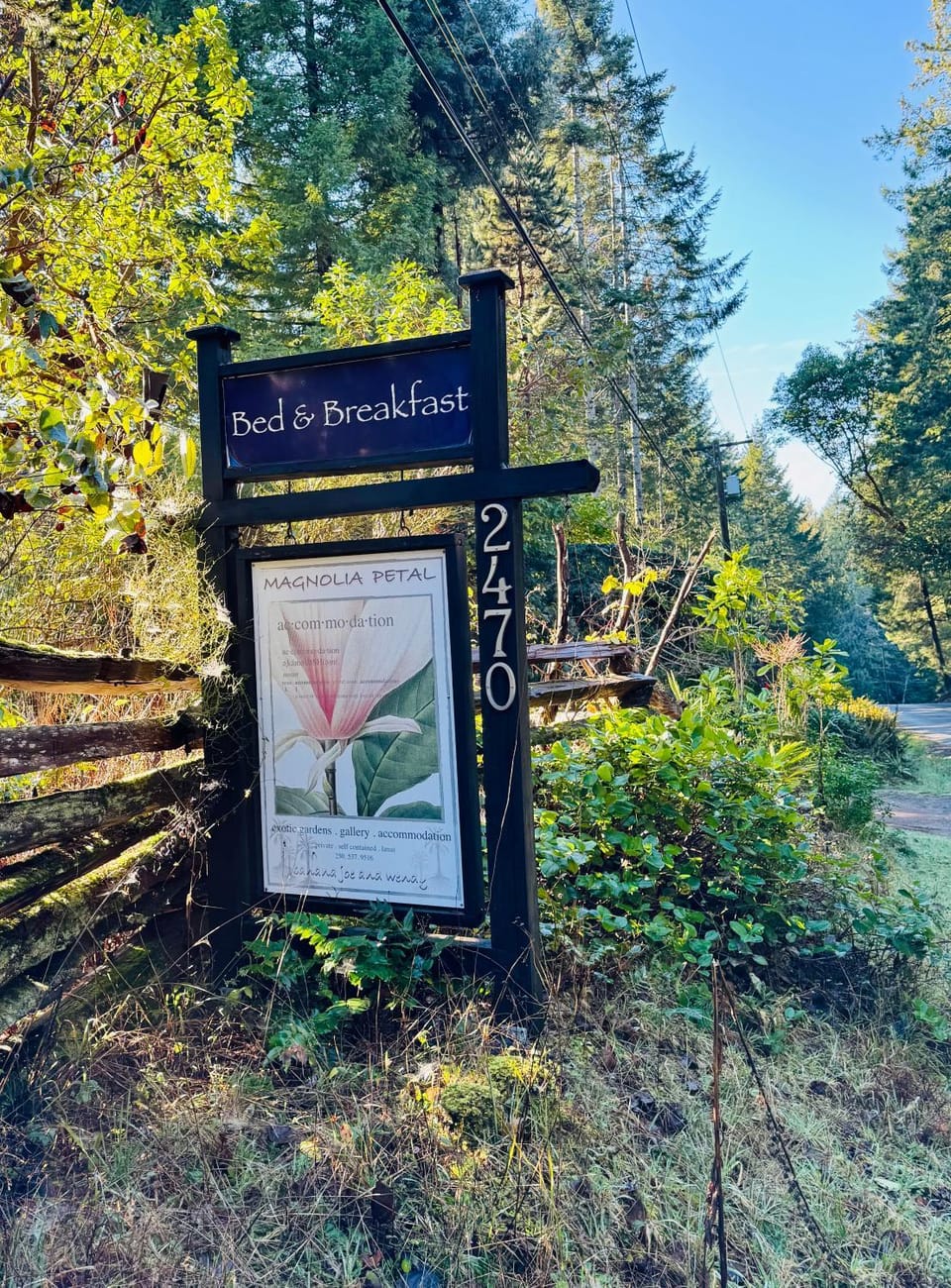 Magnolia Petal Accommodation Bed and Breakfast in Galiano Island