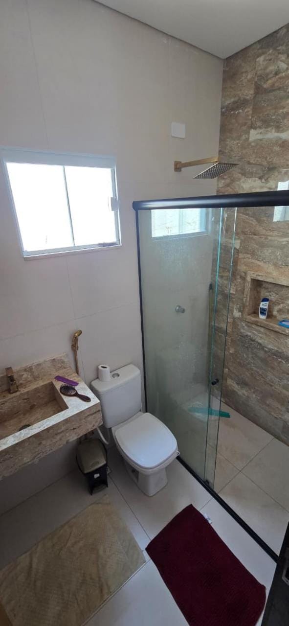 Shower, Toilet, Bathroom, bidet, towels