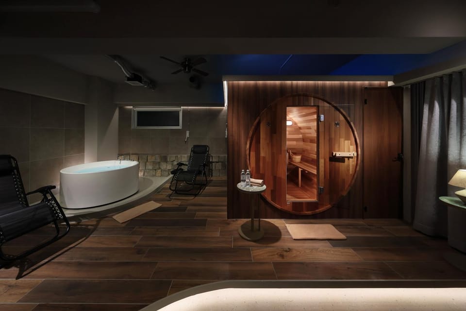 クリスタルサウナ Apartment in Okinawa Prefecture
