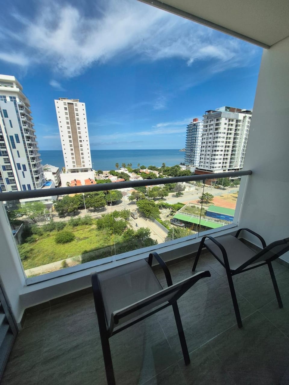 Hermoso Apartamento con vista al Mar Apartment in Gaira